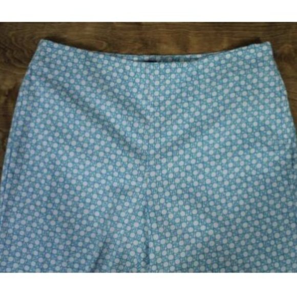 Talbots Heritage Blue White Dinner Plate Capris 8P - Picture 4 of 6